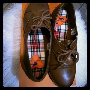 Rocket Dog Brown Cap Toe size 7 1/2
